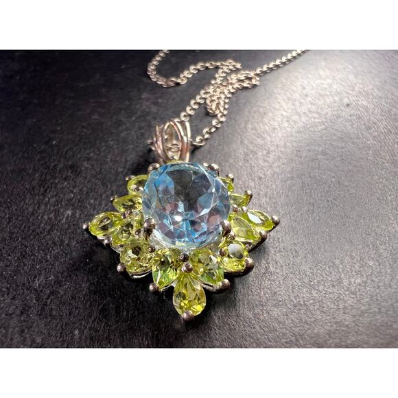 Vintage Blue Topaz & Peridot Sunburst Pendant Necklace – HT Sterling Silver - Picture 10 of 16